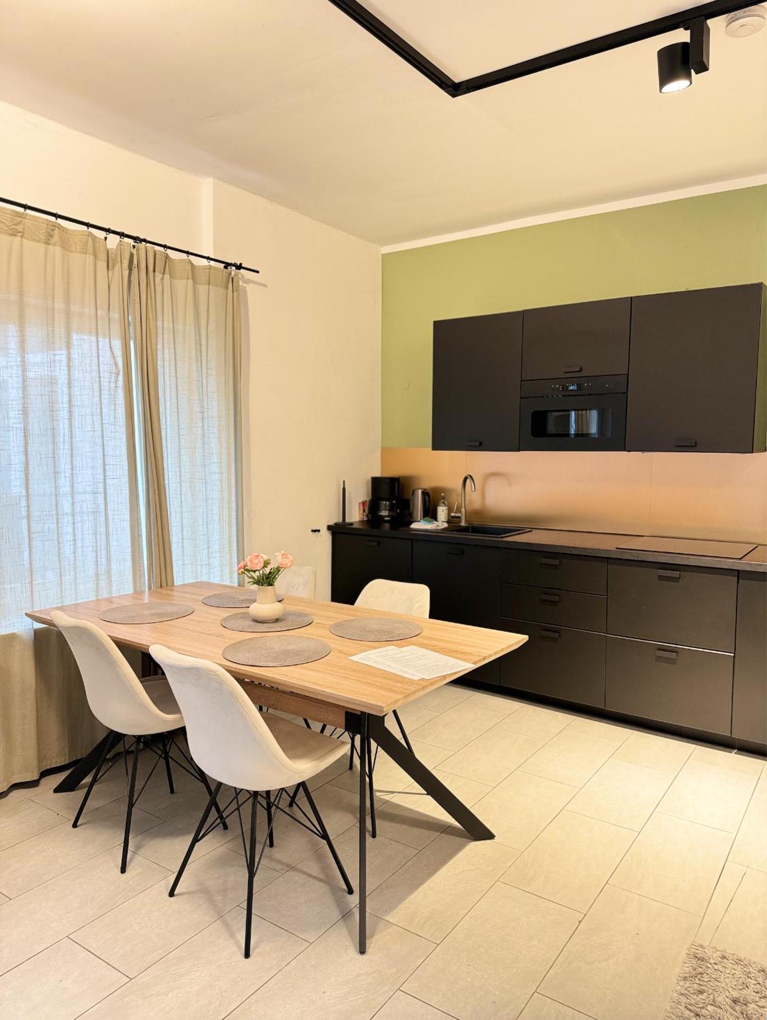 Appartement Moderne In Ruhiger Umgebung Nahe Messe Berlijn